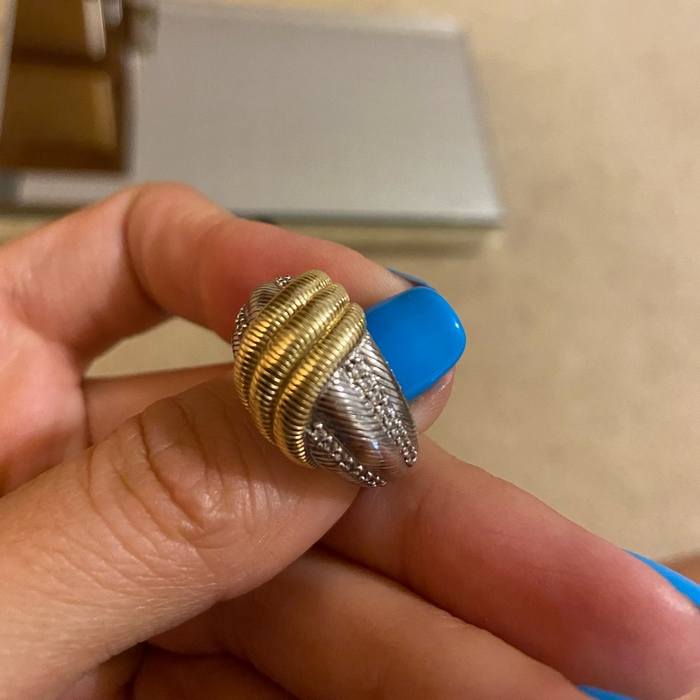 Judith Ripka designer two tone ring - Picture 6 of 6